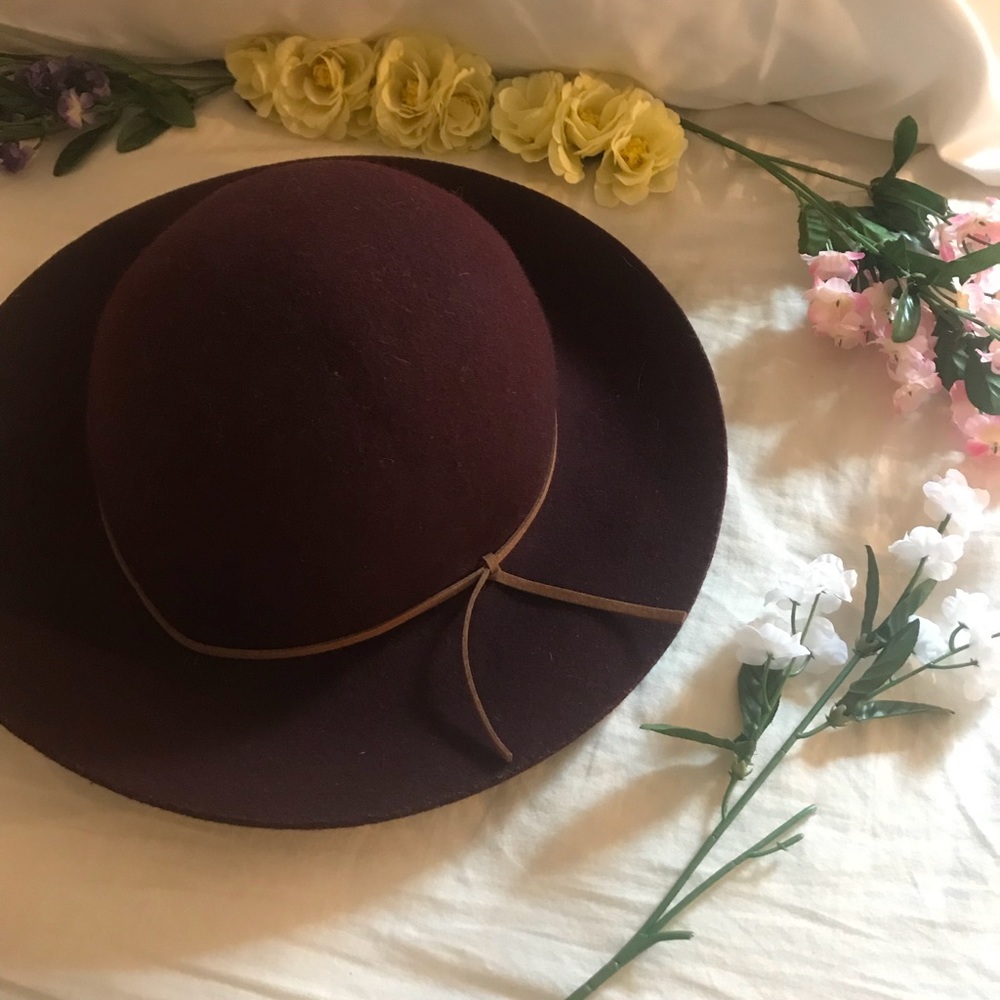 Mossimo Burgundy Sun Hat
